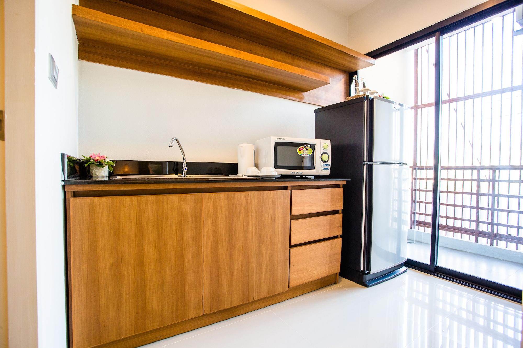 Crystal Jade Hotel Rayong Zewnętrze zdjęcie